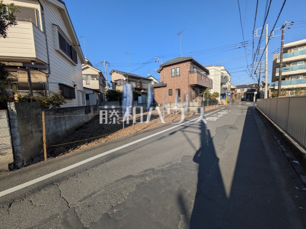 接道状況および現場風景　【東大和市桜が丘４丁目】