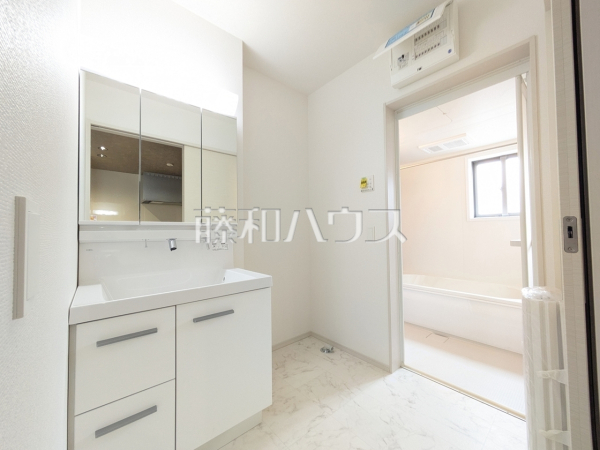 洗面室　【名古屋市北区金城町４丁目】