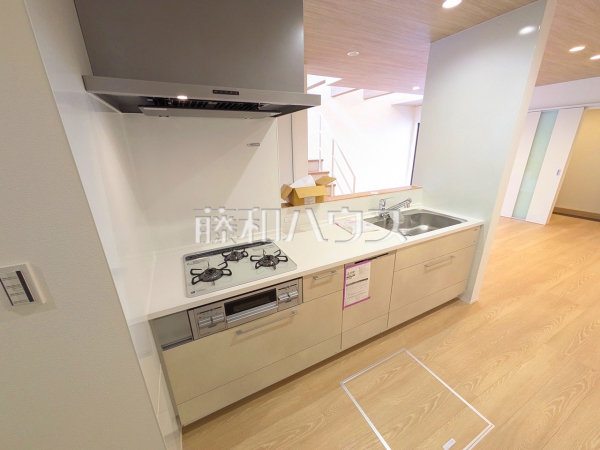 1号棟　キッチン　【小牧市郷中２丁目】