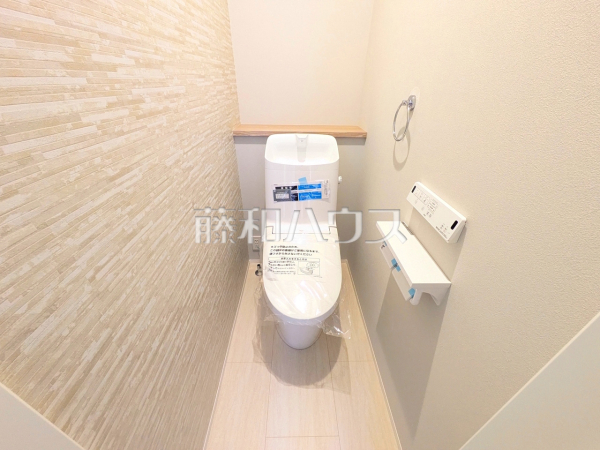 1号棟　トイレ　【小牧市郷中２丁目】