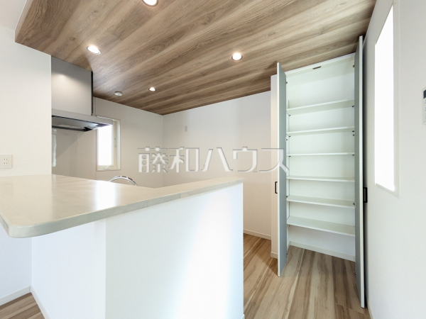 キッチン　【新座市東３丁目】