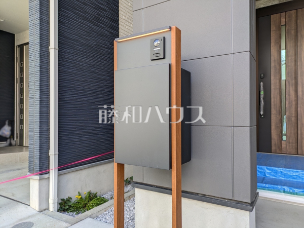 インターフォン・郵便受け　【新座市東３丁目】