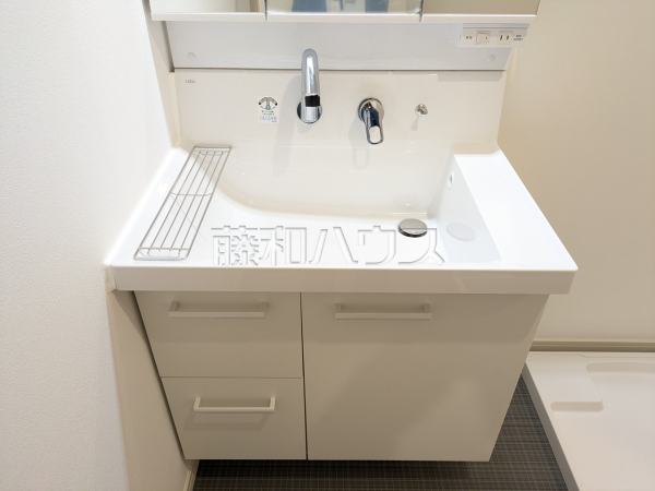 洗面台　【新座市東３丁目】