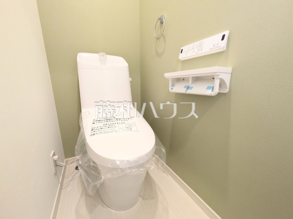 トイレ　【新座市東３丁目】