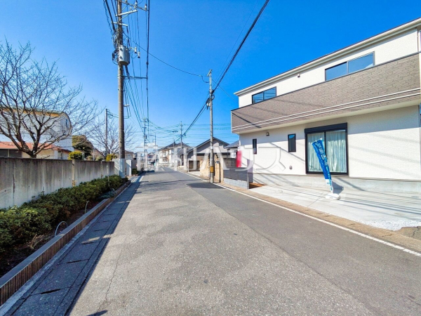 接道状況および現場風景 【志木市中宗岡2丁目】 接道状況および現場風景 【志木市中宗岡2丁目】