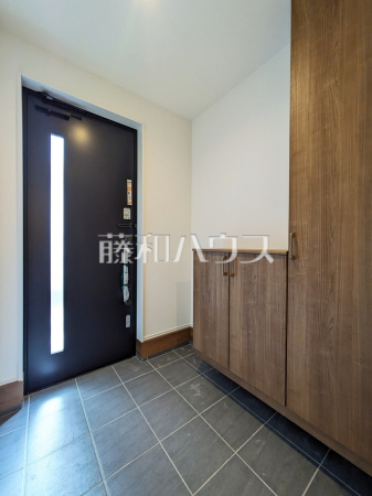 4号棟　玄関ホール　【八王子市上柚木】