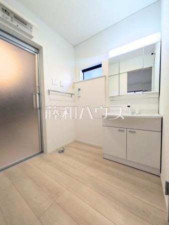 1号棟　洗面室　【東久留米市滝山２丁目】