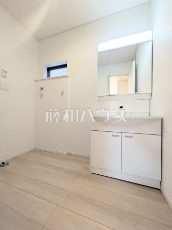 2号棟　洗面室　【東久留米市滝山２丁目】