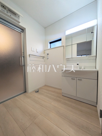 3号棟　洗面室　【東久留米市滝山２丁目】