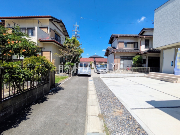 接道状況および現場風景　【小牧市応時４丁目】