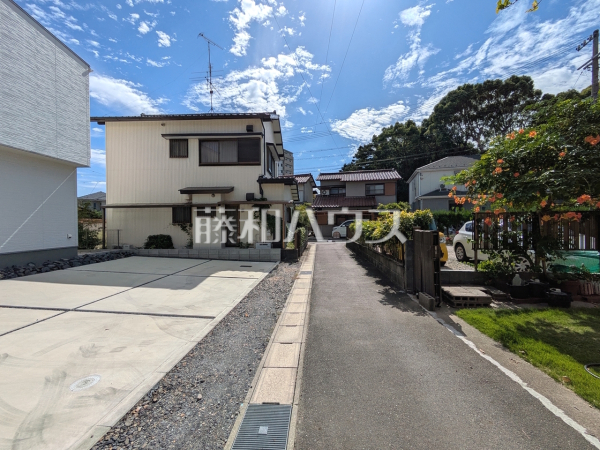 接道状況および現場風景　【小牧市応時４丁目】