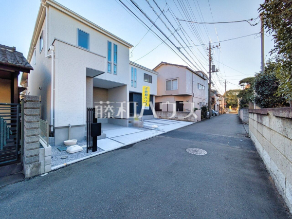 接道状況および現場風景　【所沢市けやき台１丁目】 平日のご案内も可能です。まずはお気軽にお問合せ下さいませ。 