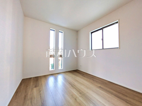 1号棟　居室　【所沢市けやき台１丁目】