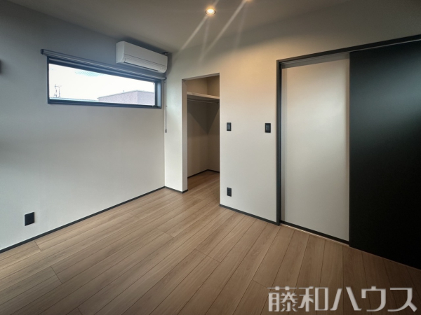 居室　【春日井市東野町５丁目】