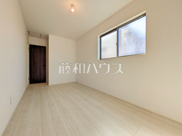 2号棟　居室　【所沢市けやき台１丁目】