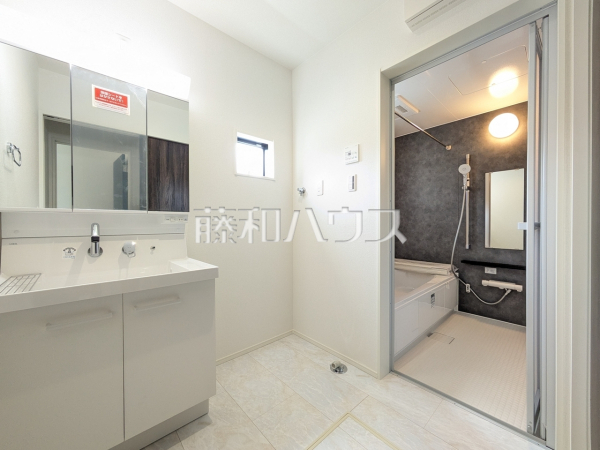 1号棟　洗面室　【名古屋市北区川中町】