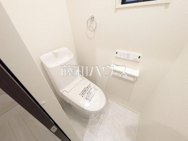 1号棟　トイレ　【名古屋市北区川中町】