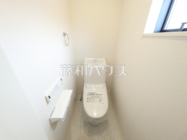 2号棟　トイレ　【名古屋市北区川中町】