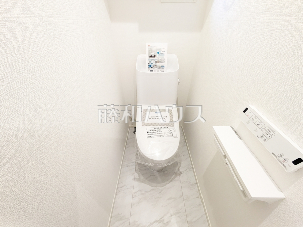 トイレ　【名古屋市北区成願寺１丁目】