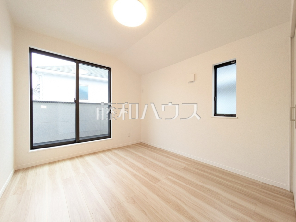 居室　【立川市一番町１丁目】