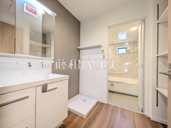 洗面室　【立川市一番町１丁目】