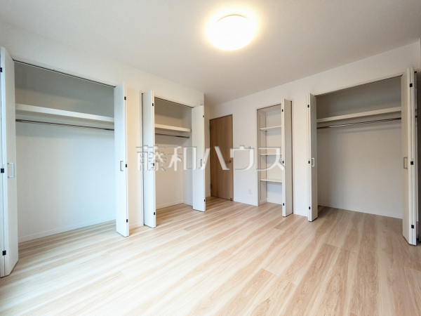 収納　【立川市一番町１丁目】