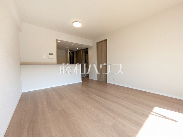 リビング　【グリーンコーポ豊田】