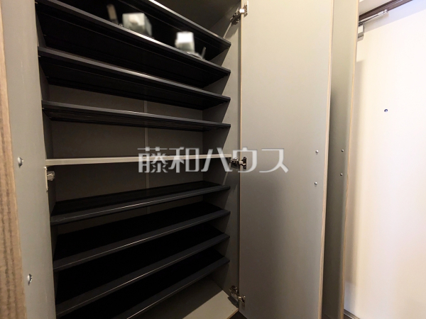 玄関収納　【グリーンコーポ豊田】