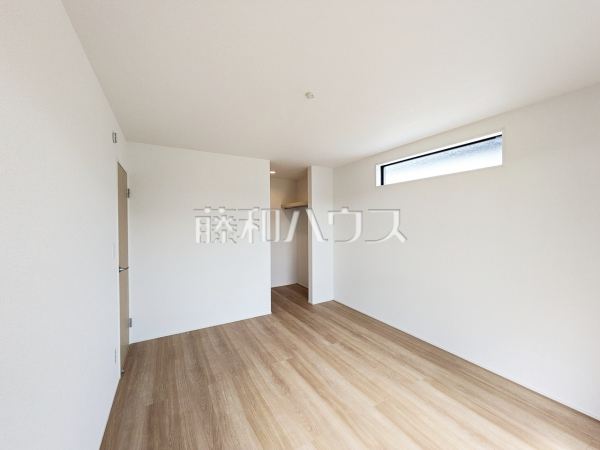 3号棟　居室　【与那原町字上与那原】