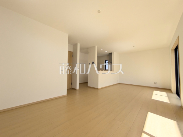 B号棟　リビング　【府中市住吉町３丁目】