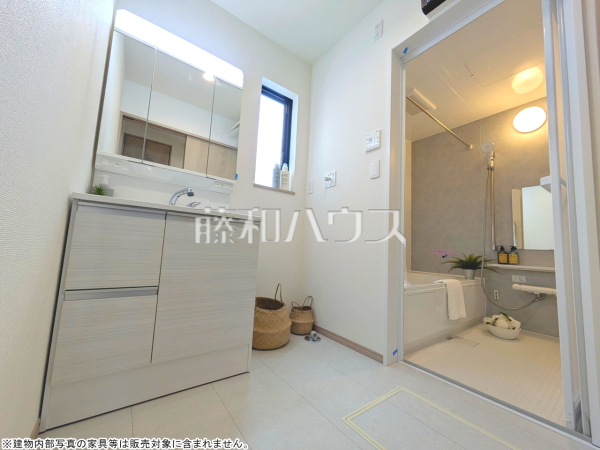 C号棟　洗面室　【府中市住吉町３丁目】