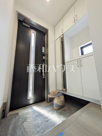 E号棟　玄関ホール　【府中市住吉町３丁目】