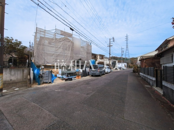 接道状況および現場風景　【小牧市大字本庄】