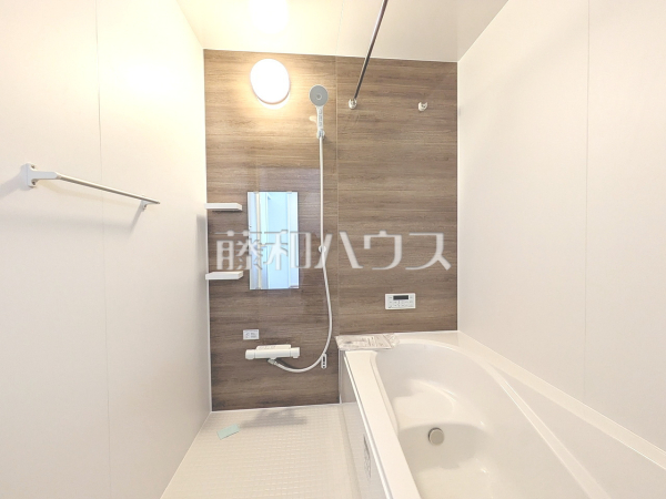 4号棟　浴室　【福岡市東区三苫１丁目】