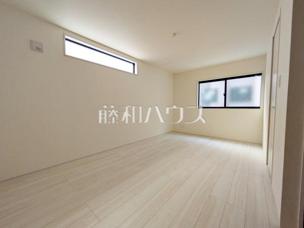 居室　【調布市西つつじケ丘１丁目】