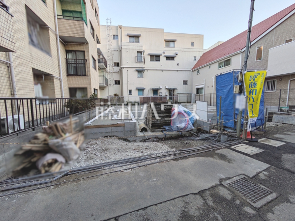 ≪1号棟　外観≫ 家事動線を考え、水回りをまとめた間取りです。 　【調布市西つつじケ丘１丁目】