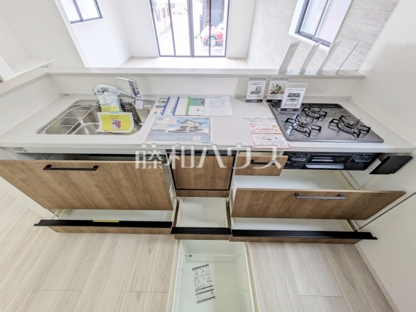 キッチン　【福岡市東区香椎駅東１丁目】