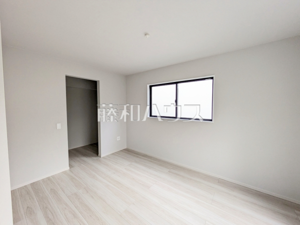 居室　【福岡市東区香椎駅東１丁目】