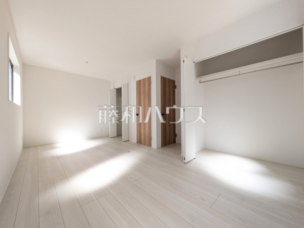 1号棟　居室(2ドア1ルーム)　【富士見市水谷東１丁目】