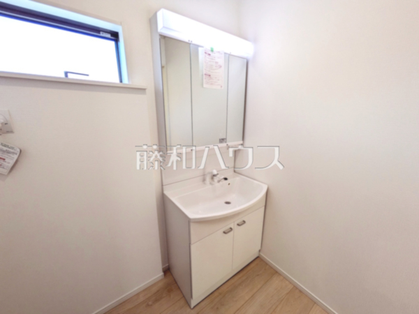 1号棟　洗面室　【福岡市南区西長住１丁目】