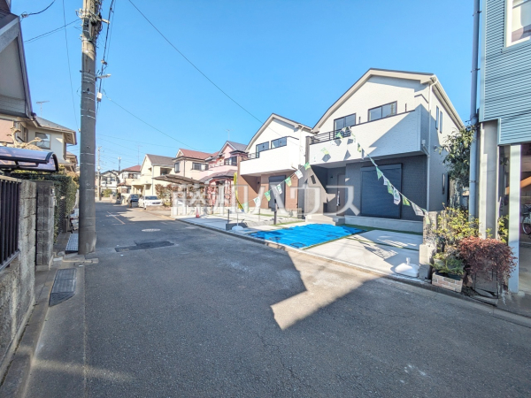 接道状況および現場風景　【新座市西堀２丁目】