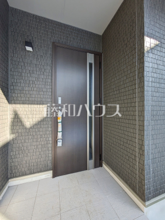 B号棟　外観　【新座市西堀２丁目】