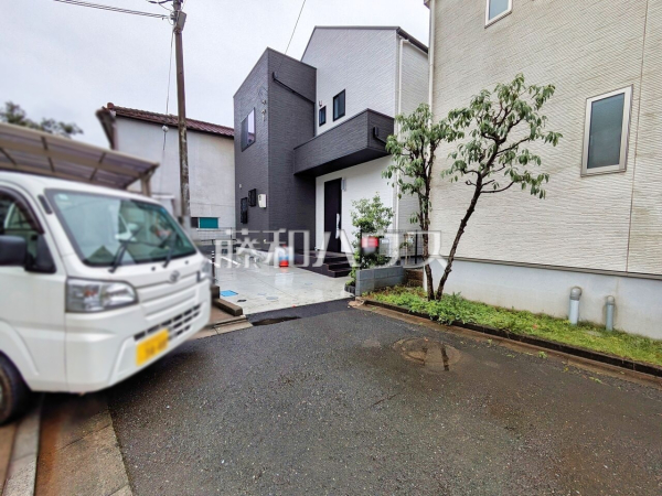 接道状況および現場風景　【所沢市北中１丁目】