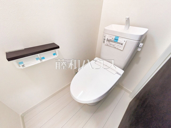 トイレ　【所沢市北中１丁目】