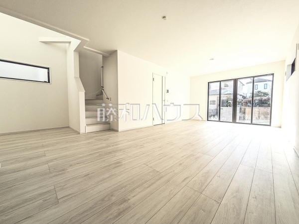 1号棟　リビング　【八王子市富士見町】