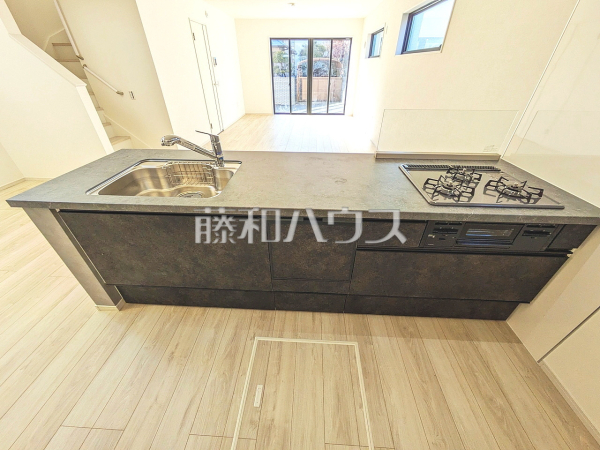 1号棟　キッチン　【八王子市富士見町】