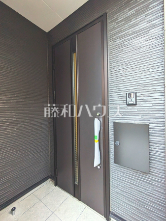 2号棟　玄関　【八王子市富士見町】