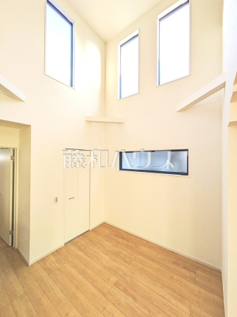 2号棟　上部吹抜　【八王子市富士見町】