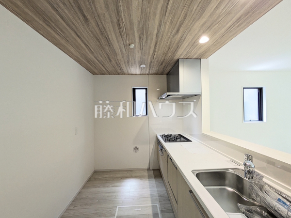 2号棟　キッチン　【日野市日野本町３丁目】