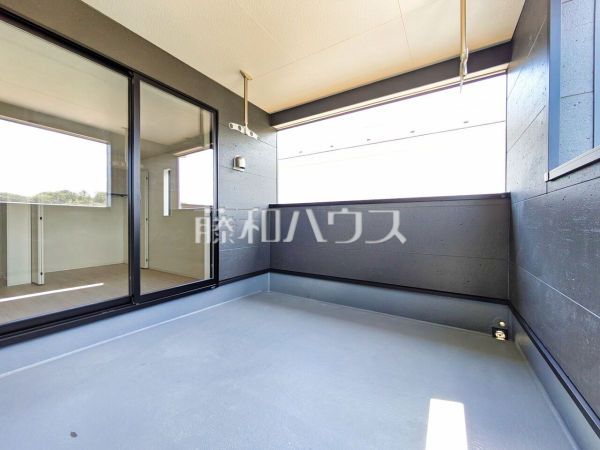 2号棟　バルコニー　【所沢市大字久米】